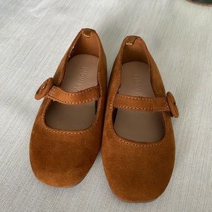 Old Navy Faux-Suede Buckled
Ballet Flats for Toddler Girls